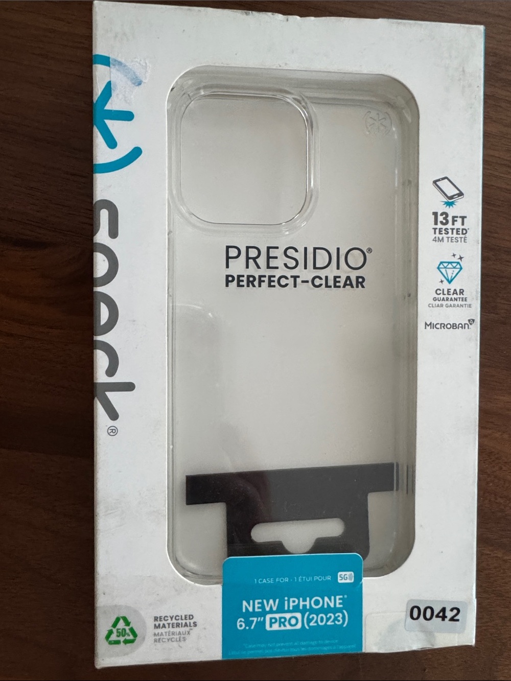 Speck Presidio Perfect-Clear Case - Clear for iPhone 6.7" Pro (2023)